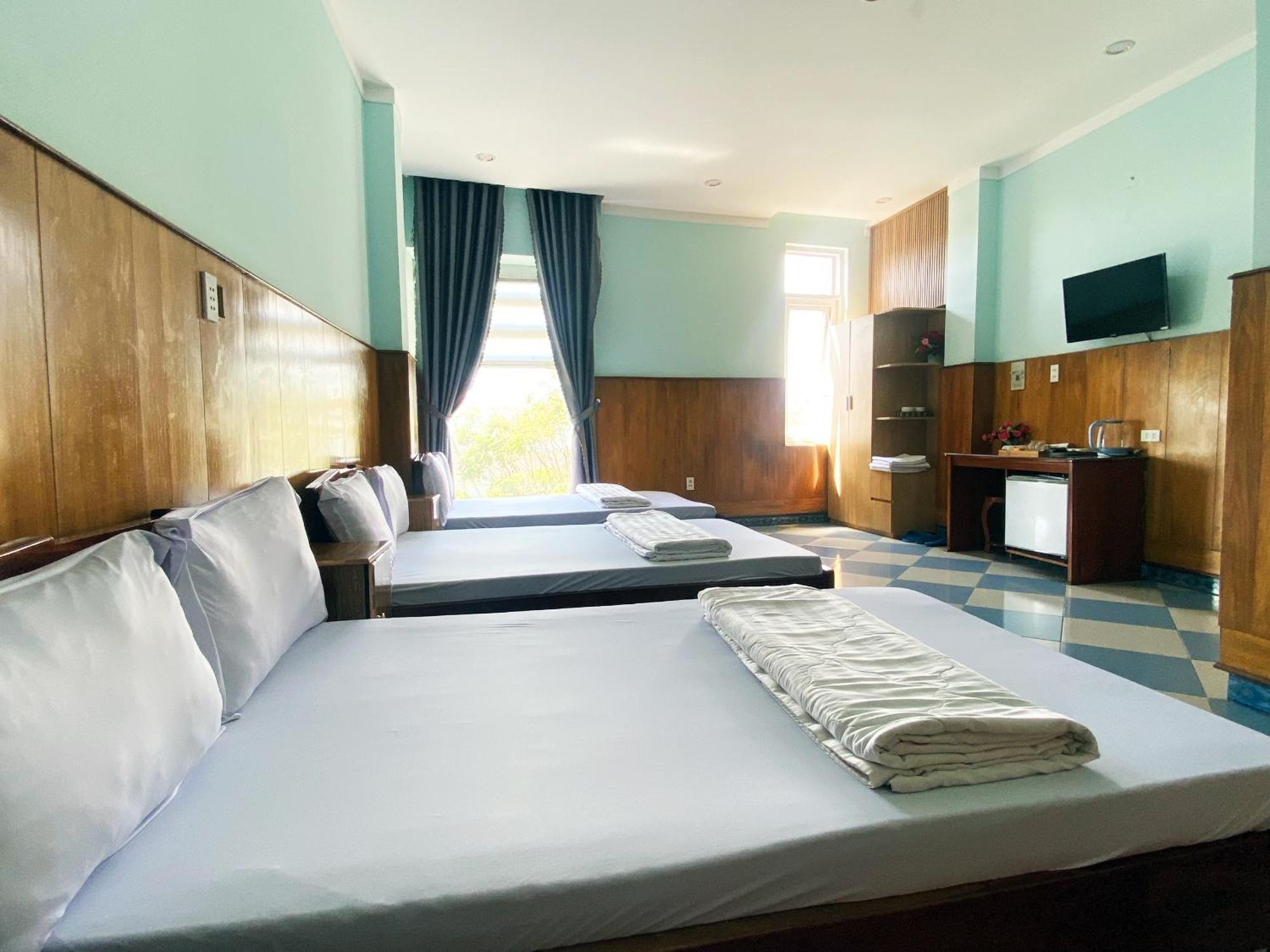 Cao Nguyen Hotel - Gia Lai Pleiku Exteriör bild